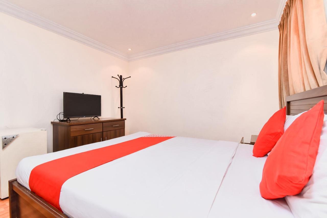 Oyo 416 Bonais Hotel Al-Ahsa Bagian luar foto